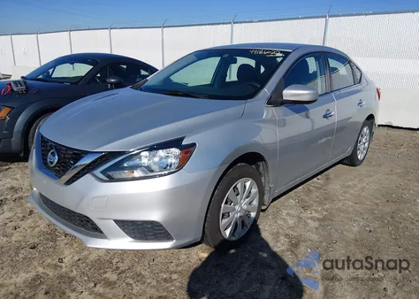 2017 Nissan Sentra S z USA, uszkodzony, nr VIN 3N1AB7AP7HY219142